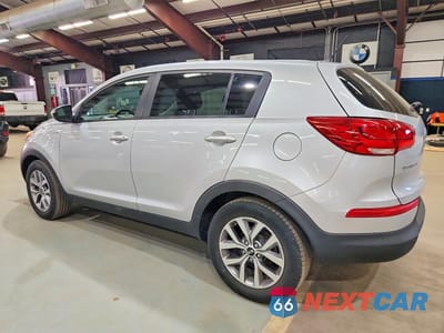 Drugie zdjęcie samochodu z przodu: 2016 KIA SPORTAGE LX VIN:KNDPBCAC0G7873364 - miniatura