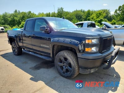 Czwarte zdjęcie samochodu z boku: 2015 CHEVROLET SILVERADO K1500 VIN:1GCVKPEC6FZ363726 - miniatura
