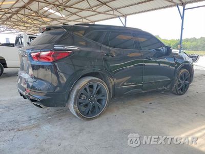 Trzecie zdjęcie samochodu z tyłu: 2022 CHEVROLET BLAZER RS VIN:3GNKBERS5NS191636 - miniatura