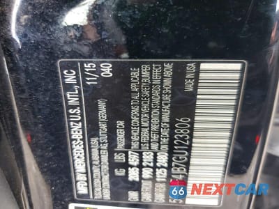 Zdjęcie 12 z 12 samochodu: 2016 MERCEDES-BENZ C 300 VIN:55SWF4JB7GU123806 - miniatura