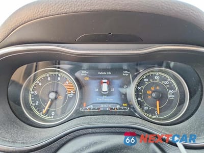 Zdjęcie 9 z 12 samochodu: 2022 JEEP CHEROKEE LATITUDE LUX VIN:1C4PJLMX4ND530346 - miniatura