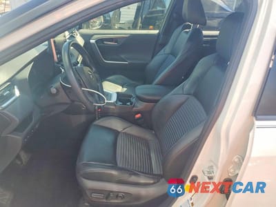 Zdjęcie 7 z 13 samochodu: 2020 TOYOTA RAV4 XSE VIN:JTMEWRFV3LD551144 - miniatura