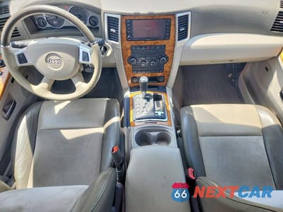 Zdjęcie 8 z 13 samochodu: 2010 JEEP GRAND CHEROKEE LIMITED VIN:1J4RR5GT3AC126938 - miniatura