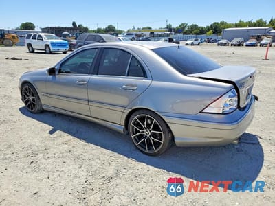 Drugie zdjęcie samochodu z przodu: 2005 MERCEDES-BENZ C 230K SPORT SEDAN VIN:WDBRF40J65F619324 - miniatura