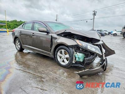 Czwarte zdjęcie samochodu z boku: 2015 KIA OPTIMA LX VIN:5XXGM4A71FG377806 - miniatura