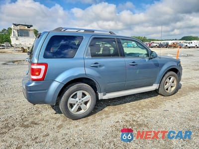 Trzecie zdjęcie samochodu z tyłu: 2011 FORD ESCAPE LIMITED VIN:1FMCU0EGXBKB94935 - miniatura