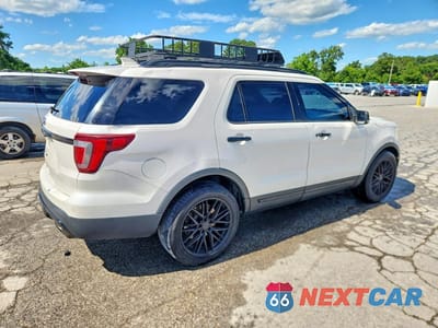 Trzecie zdjęcie samochodu z tyłu: 2017 FORD EXPLORER SPORT VIN:1FM5K8GT4HGC22795 - miniatura