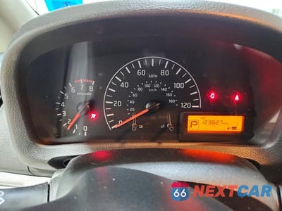 Zdjęcie 9 z 12 samochodu: 2014 NISSAN NV 2500 VIN:3N6CM0KN6EK695608 - miniatura