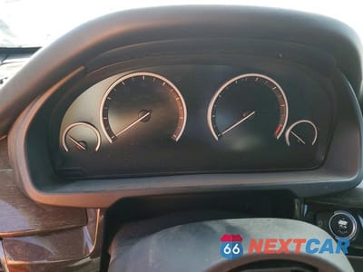 Zdjęcie 9 z 12 samochodu: 2015 BMW X5 XDRIVE50I VIN:5UXKR6C59F0J74939 - miniatura