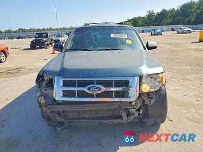 Piąte zdjęcie samochodu w środku: 2012 FORD ESCAPE XLT VIN:1FMCU0D78CKA87529 - miniatura