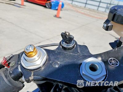 Zdjęcie 8 z 10 samochodu: 2006 YAMAHA YZFR6 L VIN:JYARJ12E76A002426 - miniatura
