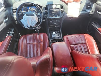 Zdjęcie 8 z 12 samochodu: 2021 CHRYSLER 300 S VIN:2C3CCABG0MH537509 - miniatura