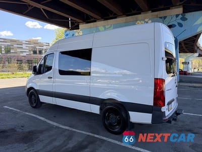 Drugie zdjęcie samochodu z przodu: 2023 MERCEDES-BENZ SPRINTER 2500 VIN:W1W4NBHY6PT150314 - miniatura