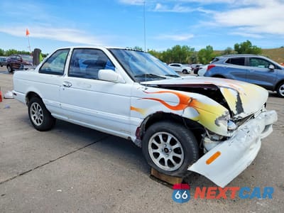 Czwarte zdjęcie samochodu z boku: 1992 NISSAN SENTRA VIN:1N4EB32A6NC737559 - miniatura