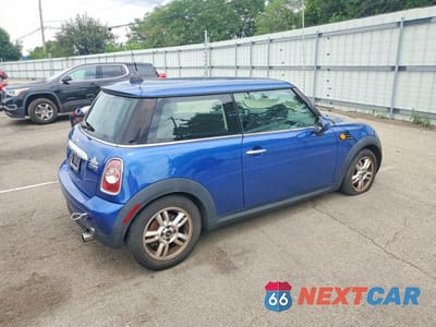 Trzecie zdjęcie samochodu z tyłu: 2013 MINI COOPER VIN:WMWSU3C51DT689280 - miniatura