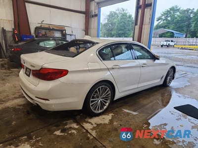 Trzecie zdjęcie samochodu z tyłu: 2020 BMW 530 I VIN:WBAJR3C0XLWW55062 - miniatura