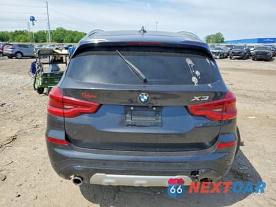 Zdjęcie 6 z 13 samochodu: 2018 BMW X3 XDRIVE30I VIN:5UXTR9C50JLC79112 - miniatura
