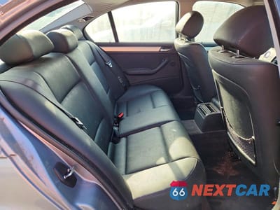 Zdjęcie 10 z 12 samochodu: 2003 BMW 325 I VIN:WBAEV33433KR24008 - miniatura