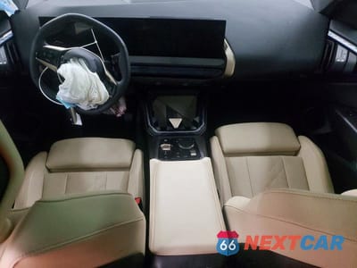 Zdjęcie 8 z 13 samochodu: 2025 BMW X3 30 XDRIVE VIN:5UX53GP0XS9Z83620 - miniatura