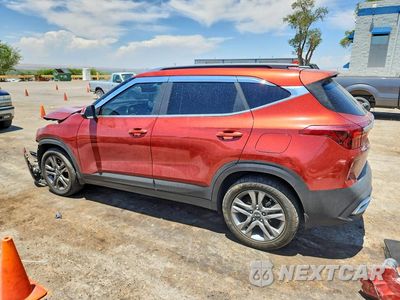 Drugie zdjęcie samochodu z przodu: 2021 KIA SELTOS S VIN:KNDEU2AA2M7092738 - miniatura