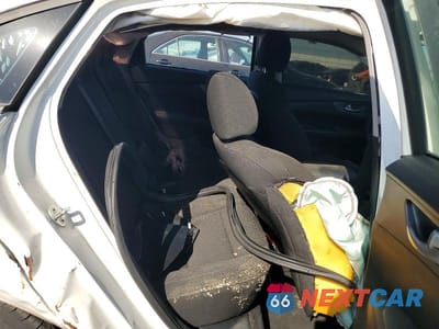 Zdjęcie 10 z 13 samochodu: 2020 KIA FORTE LXS VIN:3KPF24AD5LE184134 - miniatura