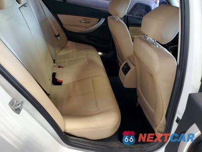 Zdjęcie 10 z 13 samochodu: 2018 BMW 320 XI VIN:WBA8E5G50JNU47092 - miniatura