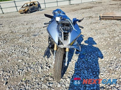 Drugie zdjęcie samochodu z przodu: 2025 BMW S 1000 RR VIN:WB10P2304S6L61974 - miniatura