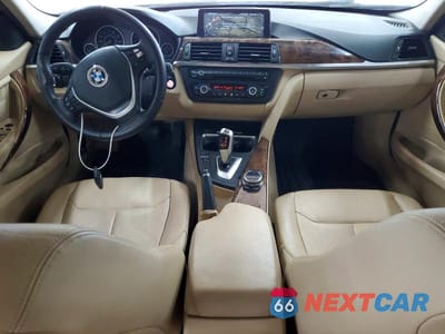 Zdjęcie 8 z 12 samochodu: 2014 BMW 328 D VIN:WBA3D3C54EF099241 - miniatura