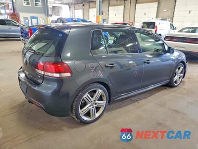 Trzecie zdjęcie samochodu z tyłu: 2012 VOLKSWAGEN GOLF R VIN:WVWPF7AJ6CW192104 - miniatura