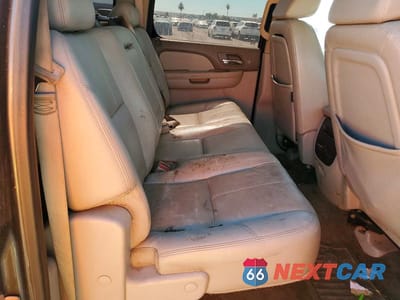 Zdjęcie 10 z 12 samochodu: 2008 CHEVROLET SILVERADO 2500HD VIN:1GCHK23698F221727 - miniatura