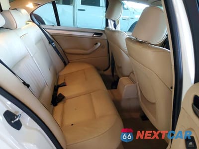 Zdjęcie 10 z 12 samochodu: 2004 BMW 325 I VIN:WBAEV334X4KR30356 - miniatura