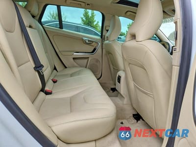 Zdjęcie 11 z 13 samochodu: 2015 VOLVO V60 PREMIER VIN:YV140MEK7F1258712 - miniatura
