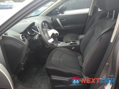 Zdjęcie 7 z 14 samochodu: 2013 NISSAN ROGUE S VIN:JN8AS5MT3DW549599 - miniatura
