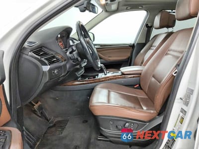 Zdjęcie 7 z 13 samochodu: 2012 BMW X5 XDRIVE35I VIN:5UXZV4C5XCL766455 - miniatura