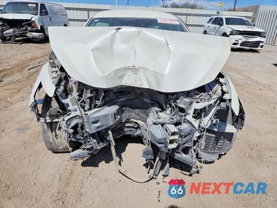 Piąte zdjęcie samochodu w środku: 2016 NISSAN ALTIMA 2.5 SR VIN:1N4AL3AP9GN388115 - miniatura