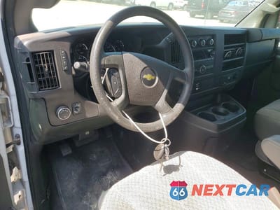 Zdjęcie 8 z 13 samochodu: 2019 CHEVROLET EXPRESS G3500 LT VIN:1GAZGPFG2K1248899 - miniatura