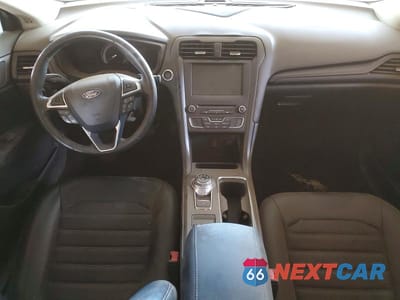 Zdjęcie 8 z 12 samochodu: 2018 FORD FUSION SE VIN:3FA6P0HD2JR267340 - miniatura
