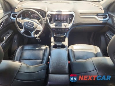 Zdjęcie 8 z 12 samochodu: 2023 GMC ACADIA SLT VIN:1GKKNML46PZ149328 - miniatura