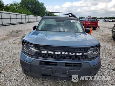 Piąte zdjęcie samochodu w środku: 2025 FORD BRONCO SPORT OUTER BANKS VIN:3FMCR9CN5SRE04683 - miniatura