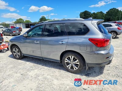 Drugie zdjęcie samochodu z przodu: 2020 NISSAN PATHFINDER S VIN:5N1DR2AN5LC623593 - miniatura