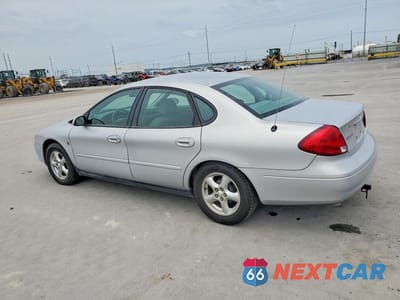 Drugie zdjęcie samochodu z przodu: 2002 FORD TAURUS SES VIN:1FAFP55252G248483 - miniatura