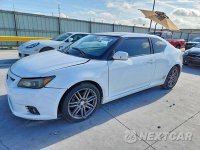 2013 SCION TC BASE JTKJF5C78D3065782 - główne zdjęcie licytacji z USA - miniatura