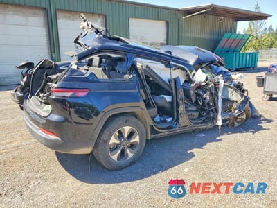 Trzecie zdjęcie samochodu z tyłu: 2025 JEEP GRAND CHEROKEE 4XE VIN:1C4RJYB64S8692949 - miniatura