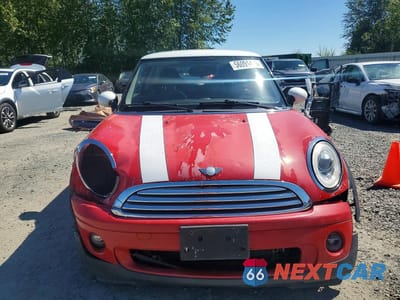 Piąte zdjęcie samochodu w środku: 2007 MINI COOPER VIN:WMWMF33537TU62387 - miniatura