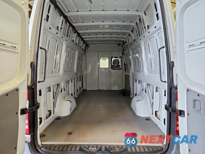Zdjęcie 11 z 13 samochodu: 2016 MERCEDES-BENZ SPRINTER 2500 VIN:WD3PE8CD9GP184136 - miniatura