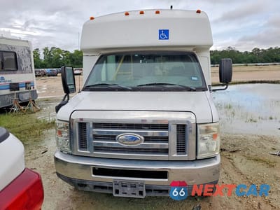 Piąte zdjęcie samochodu w środku: 2014 FORD ECONOLINE E450 SUPER DUTY CUTAWAY VAN VIN:1FDEE4FL9EDA66011 - miniatura