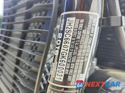 Zdjęcie 10 z 10 samochodu: 2016 HONDA VT1300 CR VIN:JH2SC6607GK600031 - miniatura