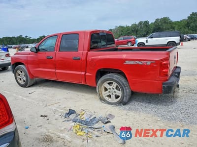 Drugie zdjęcie samochodu z przodu: 2008 DODGE DAKOTA SXT VIN:1D7HE38K38S525393 - miniatura