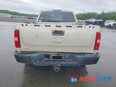 Zdjęcie 6 z 12 samochodu: 2008 CHEVROLET SILVERADO K1500 VIN:1GCEK19C78E114370 - miniatura