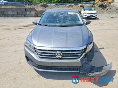 Piąte zdjęcie samochodu w środku: 2020 VOLKSWAGEN PASSAT R-LINE VIN:1VWMA7A33LC015933 - miniatura